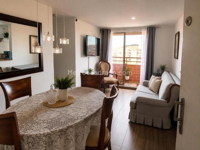 Apartamento en arriendo en Provic, Madrid
