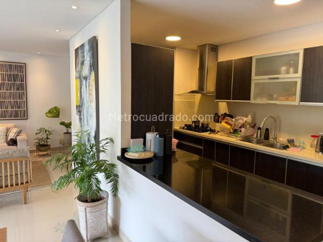 Apartamento en arriendo en Altos de Normandía - Bataclán, Cali
