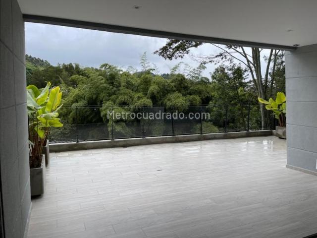 Apartamento en arriendo en Sajonia, Oriente