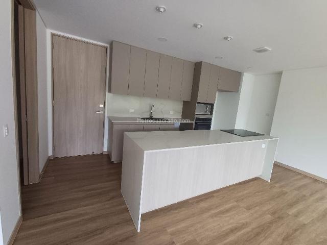 Apartamento en arriendo en Sajonia, Oriente