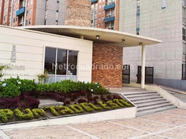 Apartamento en arriendo en Veinte De Julio, Bogotá