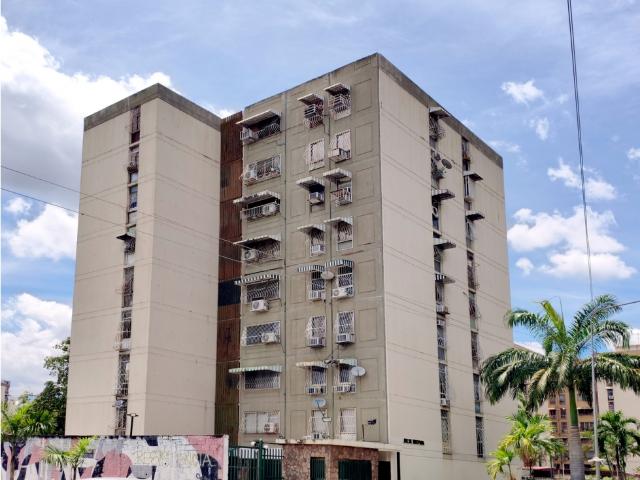 Apartamento en venta en Base Aragua, Girardot