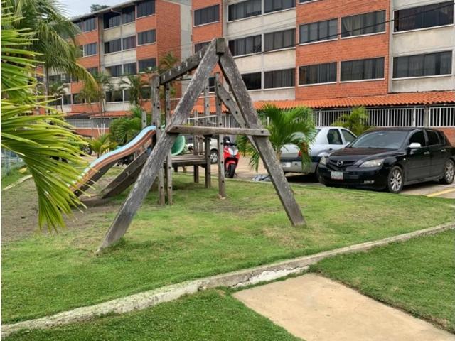 Apartamento en venta en Barcelona, Amazonas