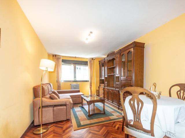Apartamento en alquiler en Oviedo, Asturias