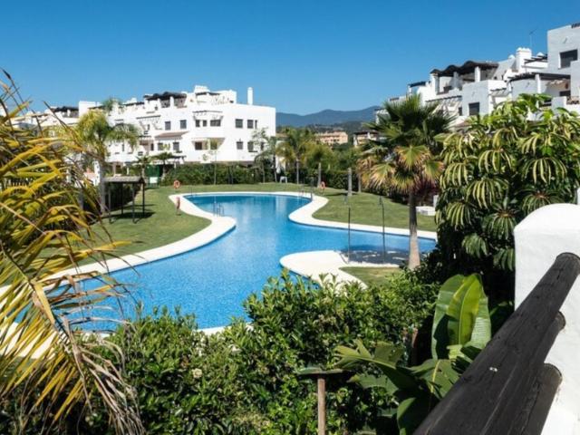 Piso en venta en Estepona, Parque Botánico Las Lomas del Guadalmina