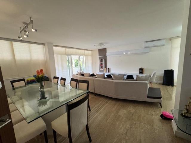 Apartamento en alquiler en La Florida, Caracas