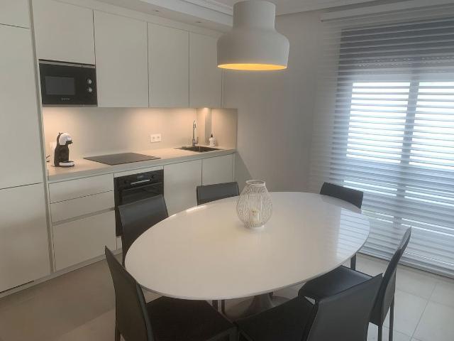 Apartamento en venta en Nueva Andalucía, Costa del Sol Occidental