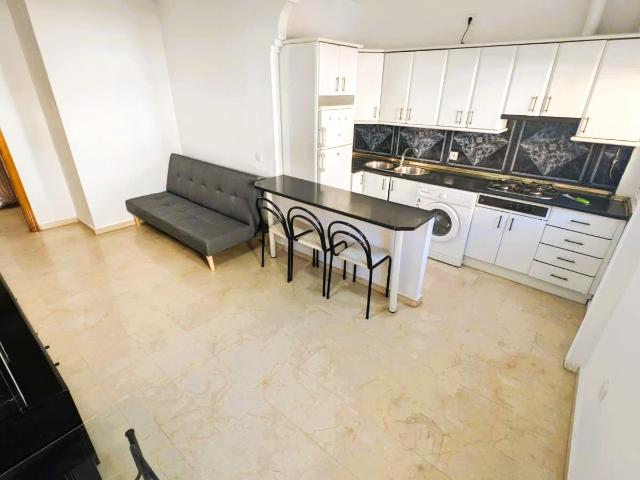 Piso en alquiler en Margallo, Cáceres