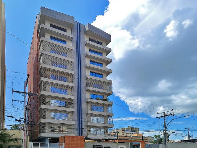 Apartamento en alquiler en El Bosque, Maracay