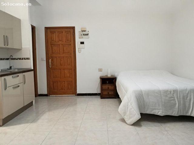Piso en venta en Santa Catalina-Canteras, Gran Canaria