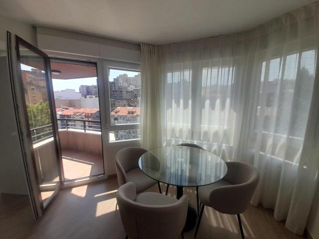 Apartamento en alquiler en Cuatro Caminos, Santander