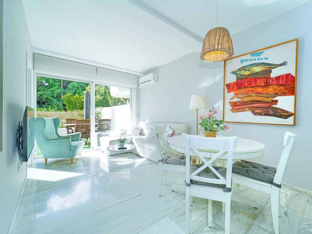 Piso en venta en La Carolina, Costa del Sol Occidental