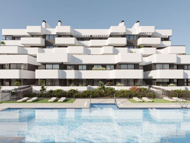 Apartamento en venta en Estepona, Urbanización Puerto Estepona (Seghers)
