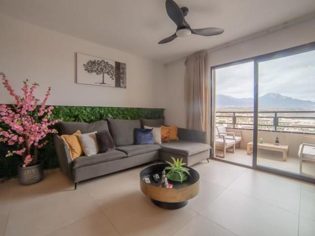 Apartamento en venta en Playa Paraíso, Adeje
