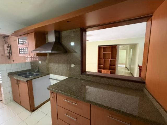 Apartamento en venta en Sector Alto Prado, Caracas