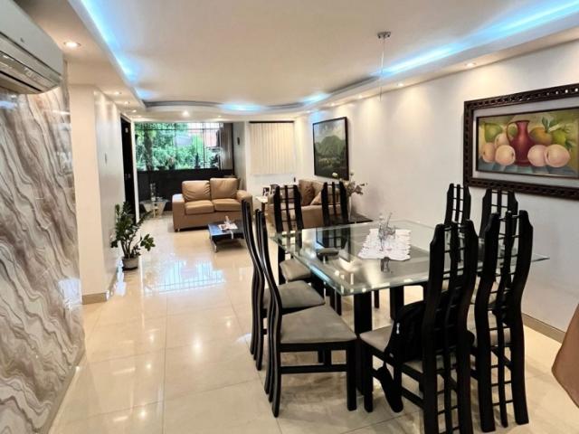 Apartamento en venta en Sector El Marqués, Caracas