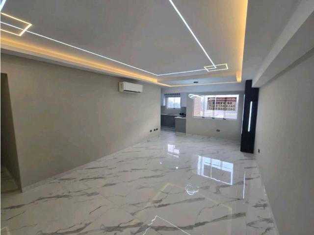 Apartamento en venta en Base Aragua, Girardot