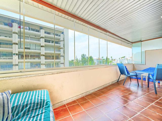 Piso en venta en La Carolina, Costa del Sol Occidental