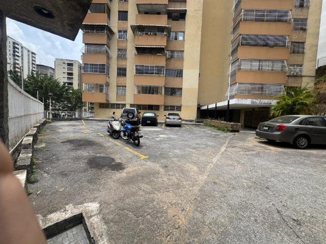 Apartamento en venta en El Marques, Miranda