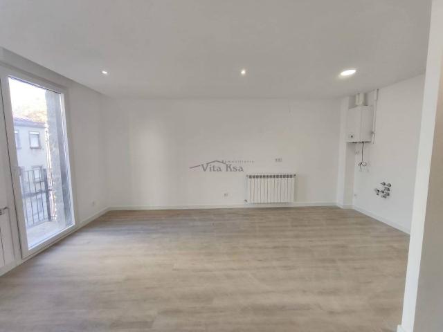 Apartamento en venta en Centro, Ourense