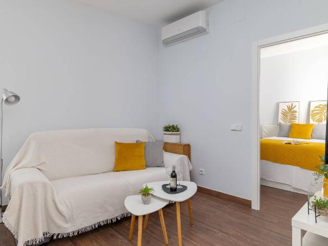 Apartamento en venta en Cortes, Madrid