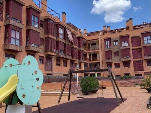 Apartamento en venta en Santiago, Cáceres