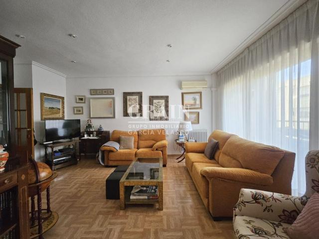 Apartamento en venta en Centro, Albacete