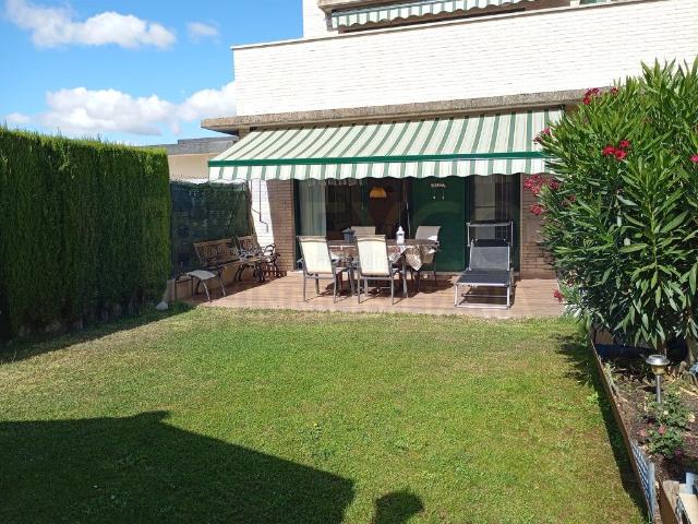 Apartamento en venta en Alesanco, La Rioja