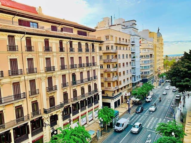 Apartamento en venta en Alicante, Valencia