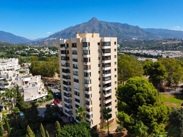 Apartamento en venta en Centro, Costa del Sol Occidental