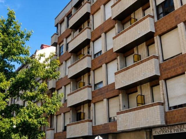 Apartamento en venta en Ibaiondo, Bilbao