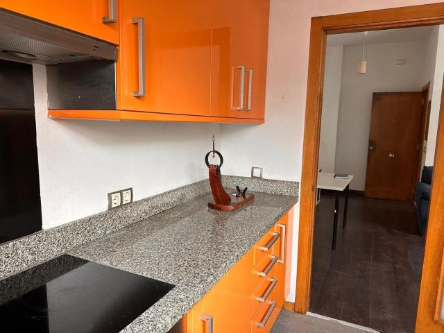 Apartamento en venta en Ares, Ferrol