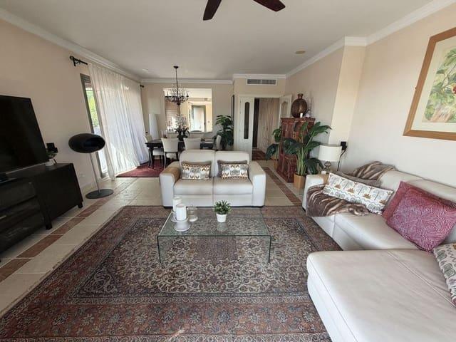 Apartamento en venta en Atalaya-Isdabe, Costa del Sol Occidental