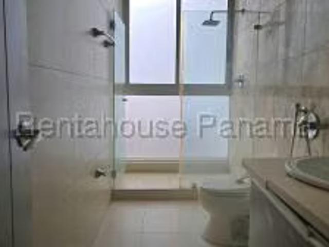 Apartamento venta en Santa Ana