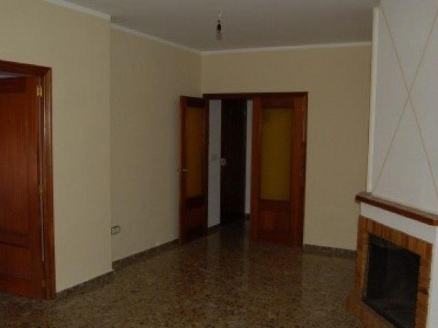 Apartamento en venta en Los Calderones, Ayora