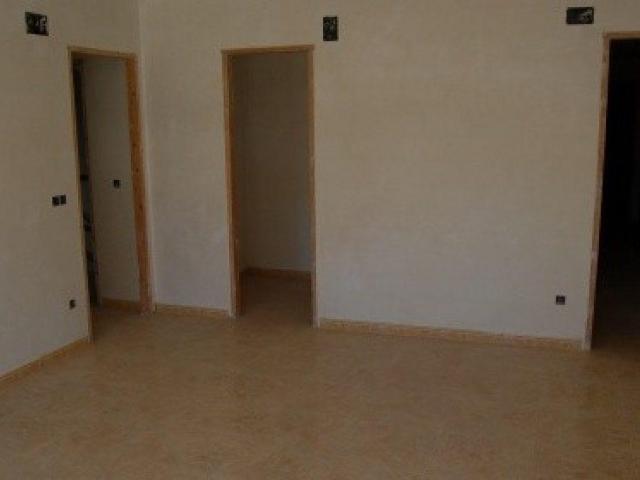 Apartamento en venta en Ayora, Los Calderones