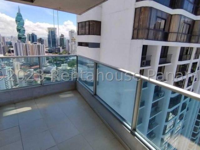 Apartamento en Venta en Balboa Avenida Balboa Panamá 103 m2. 1 hab