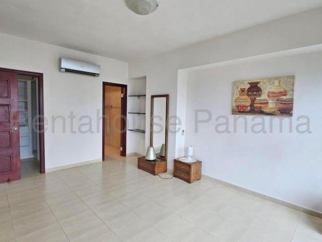 Apartamento en Venta en Balboa Avenida Balboa Panamá 96 m2. 2 hab