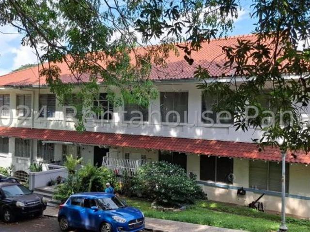 Apartamento en Venta en Balboa Panamá 142 m2. 3 hab