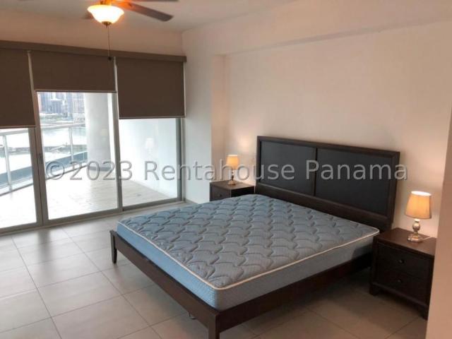 Apartamento en Venta en Balboa Panamá 157 m2. 1 hab