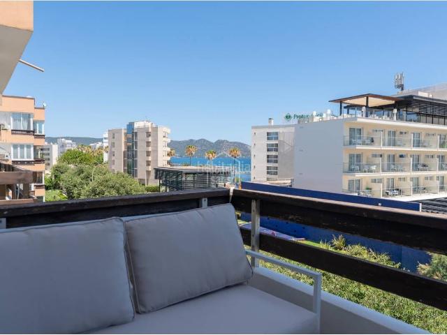 Apartamento en venta en Cala Bona, Llevant