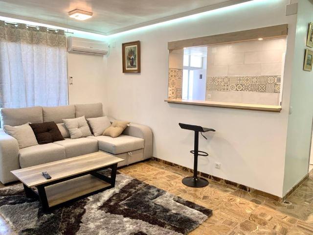 Apartamento en venta en Casco Antiguo - Santa Cruz - Ayuntamiento, Alacant / Alicante