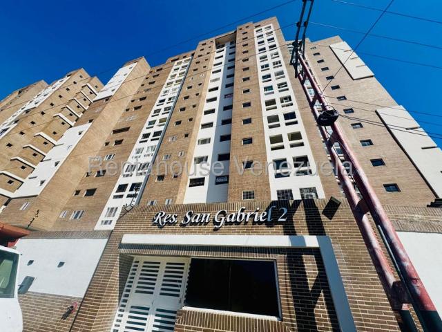 Apartamento en venta en Base Aragua, Girardot