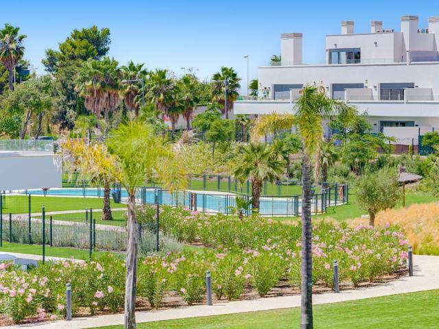 Apartamento en venta en Barriada Islas Canarias, Costa del Sol Occidental