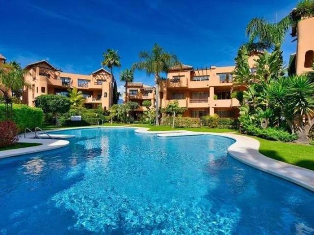 Apartamento en venta en Barriada Islas Canarias, Costa del Sol Occidental