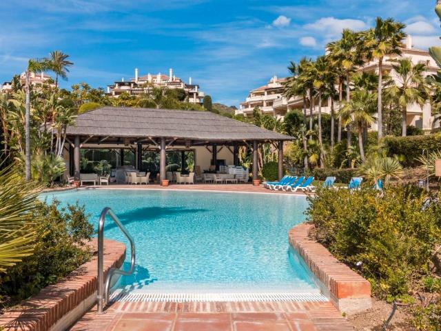 Apartamento en venta en Benahavís, Val de Guadalmina