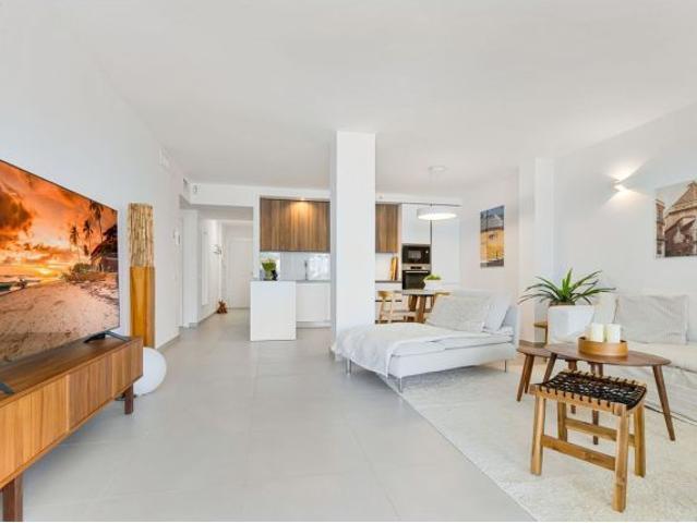 Piso en venta en La Sierrezuela, Costa del Sol Occidental