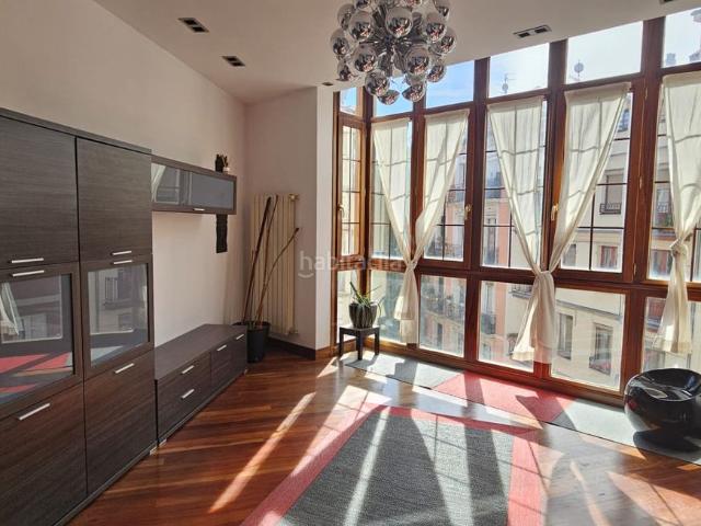 Apartamento en venta en Ibaiondo, Bilbao