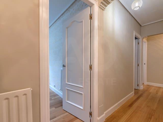 Apartamento en venta en Abando, Bilbao