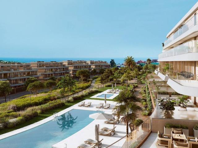 Apartamento en venta en Barriada Islas Canarias, Costa del Sol Occidental